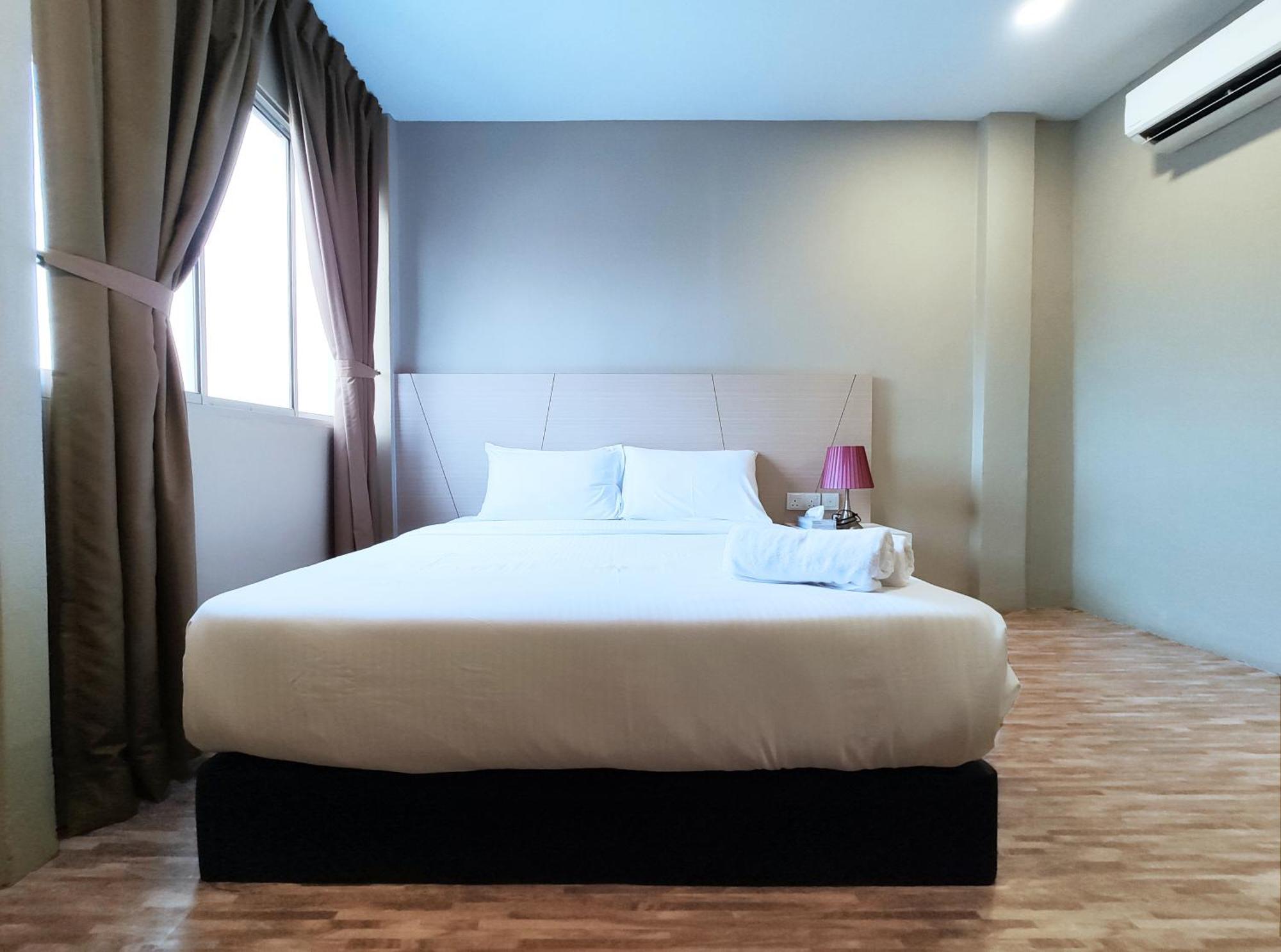 Princess Hotel Pontian Pontian Kecil Buitenkant foto